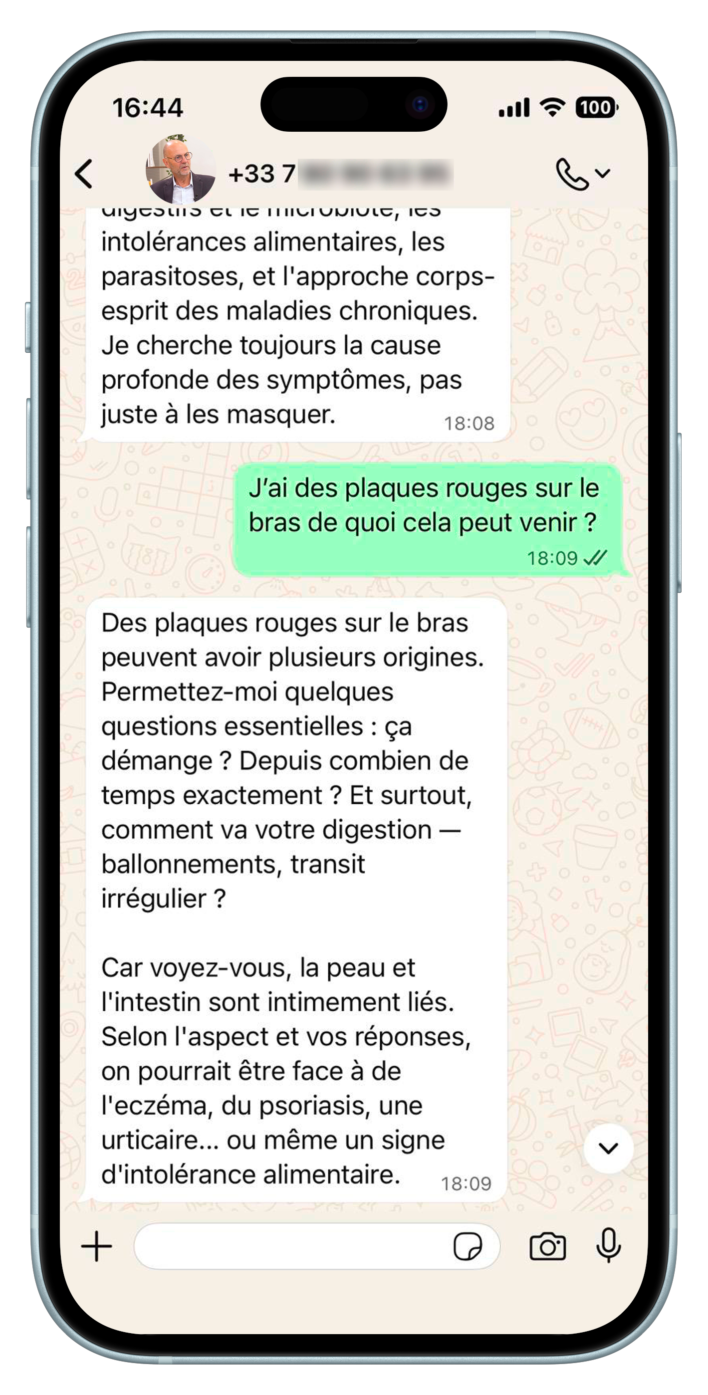 Conversation WhatsApp avec le Dr Demonceaux